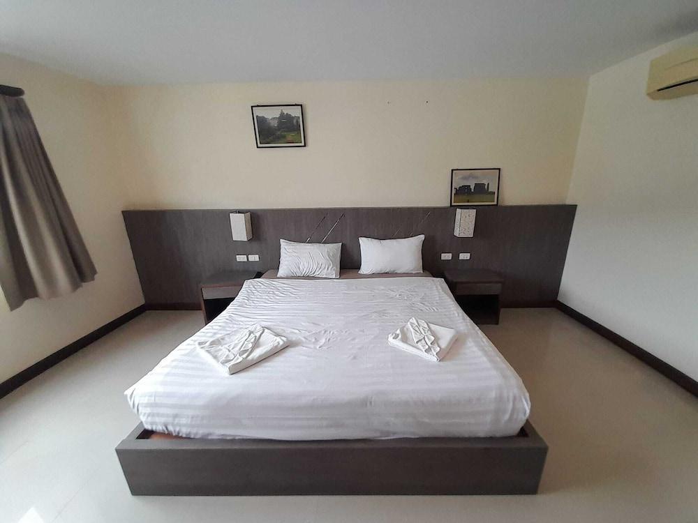 Cocoon Patong Hotel Room Type - Superior Double Room