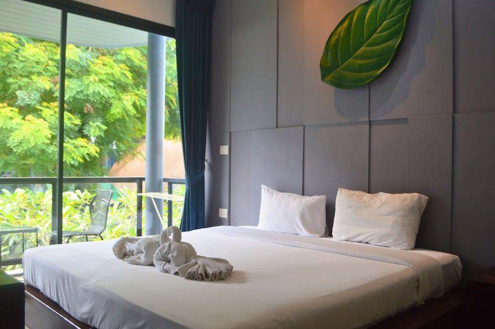 Z&Z Resort Room Type - Superior Double or Twin Room Pool View