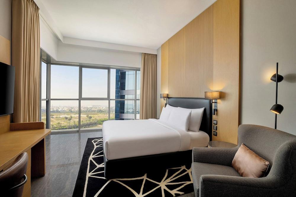 The First Collection Business Bay, Dubai, a Tribute Portfolio Hotel Room Type - Deluxe King Room with City View