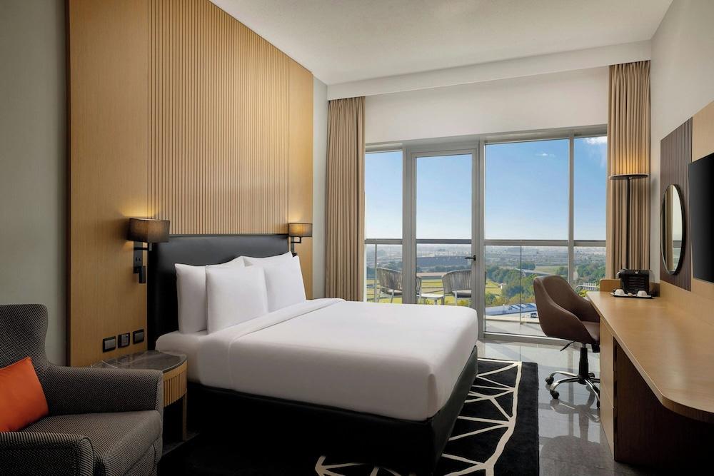 The First Collection Business Bay, Dubai, a Tribute Portfolio Hotel Room Type - Superior King Room with City View and Soluna Access The First Collection Business Bay, Dubai, a Tribute Portfolio Hotel Room Type - Superior King Room with City View and Soluna Access
