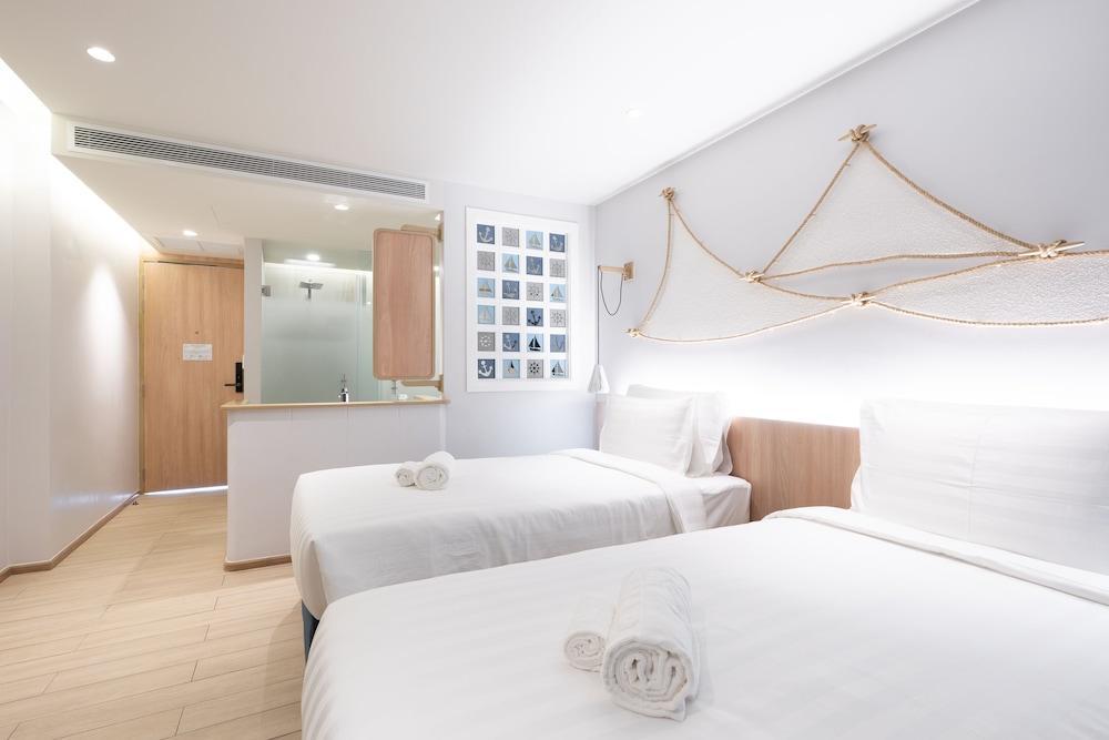Panwaburi Beachfront Resort Room Type - Deluxe Twin Room with Tree View
