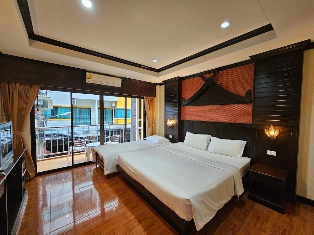Nanai 2 Residence Patong Room Type - Superior Triple Room