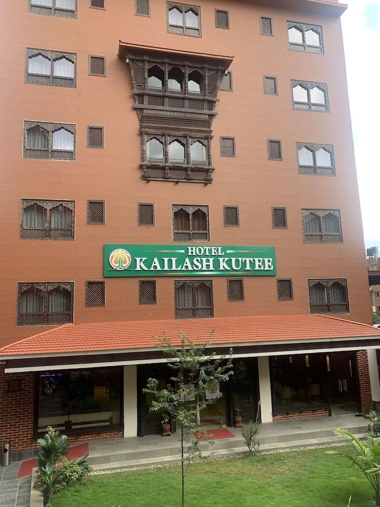 Hotel Kailash Kutee - Tap to explore photos