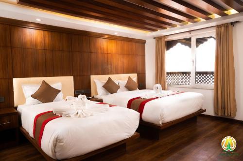 Hotel Kailash Kutee - Tap to explore photos