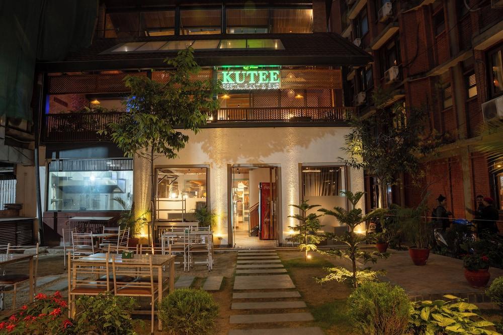 Hotel Kailash Kutee - Tap to explore photos