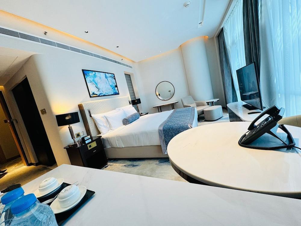 Century Marina Hotel Lusail - Tap to explore photos
