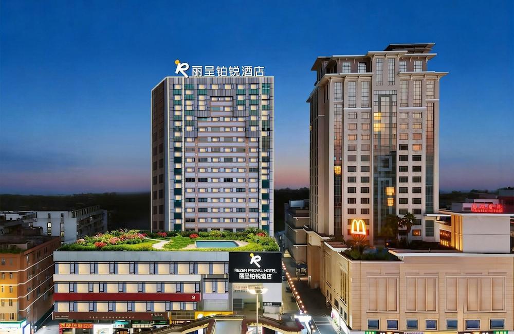 Rezen Proyal Hotel