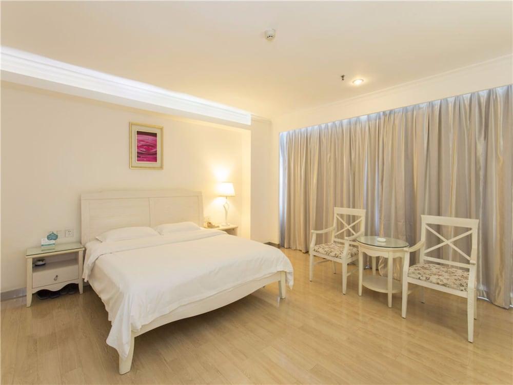 Kaiserdom Hotel Huanshi East Road - Tap to explore photos
