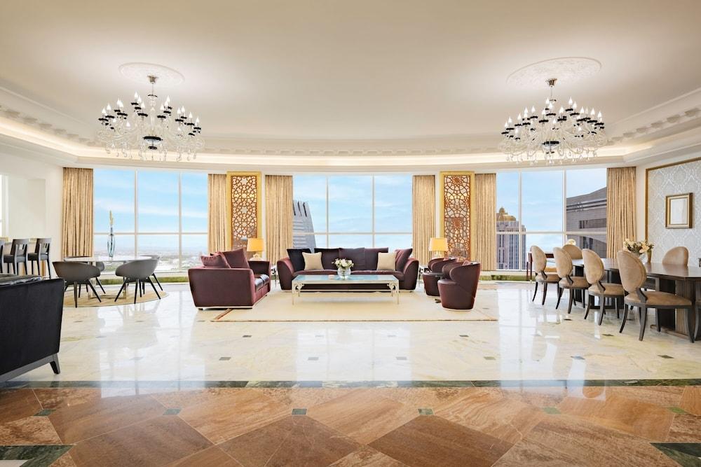 Dusit Hotel & Suites Doha Room Type - Suite, 4 Bedrooms, Private Pool Dusit Hotel & Suites Doha Room Type - Suite, 4 Bedrooms, Private Pool