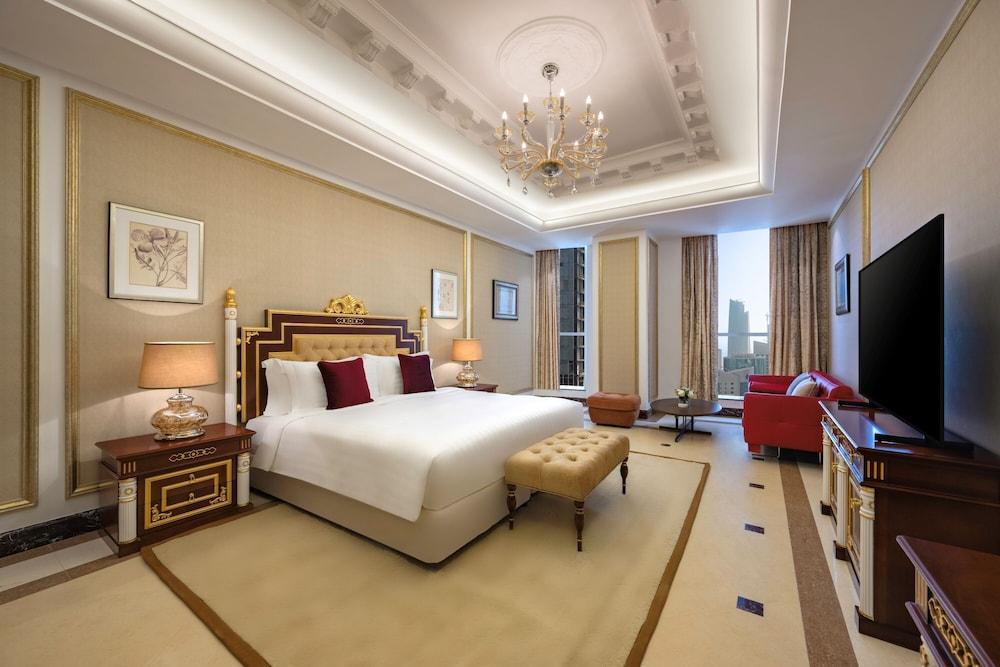 Dusit Hotel & Suites Doha Room Type - Grand Penthouse, 3 Bedrooms (Duplex)