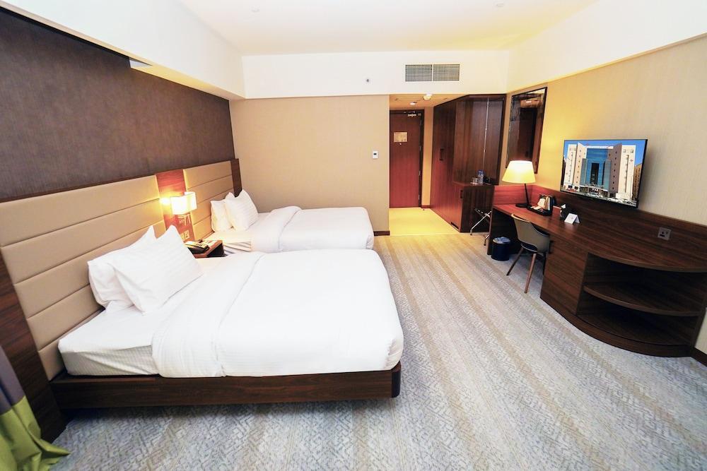 The Grand Lux Hotel Room Type - Deluxe Twin Room