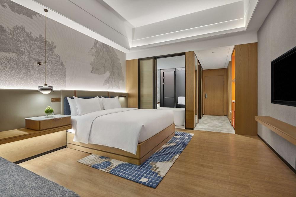 DoubleTree by Hilton Guangzhou Zengcheng Room Type - KING GUEST ROOM