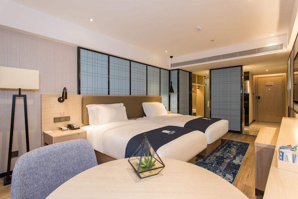 Echarm Hotel Guangzhou Ximenkou Branch - Tap to explore photos
