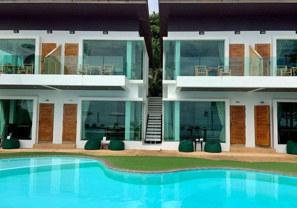 4U Resort Samui - Tap to explore photos