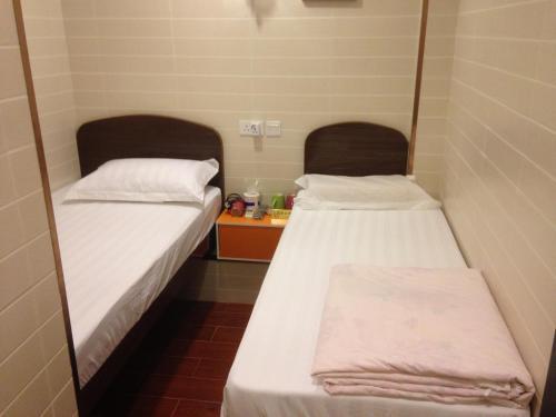 Hk Peace Guest House Room Type - Small Twin Room