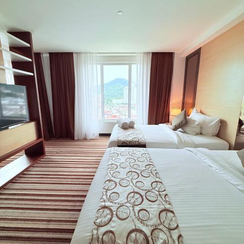 Goldsands Hotel Langkawi - Tap to explore photos