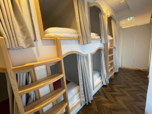 54Journey 東京赤坂ホステル Room Type - Bunk Bed in Mixed Dormitory Room