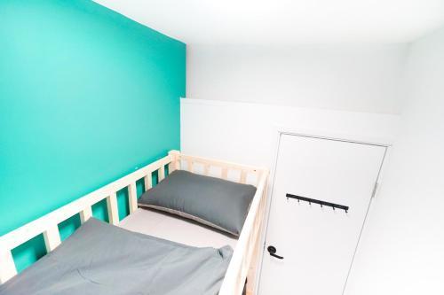 CoLiving - Lockhart Road 388 - Tap to explore photos