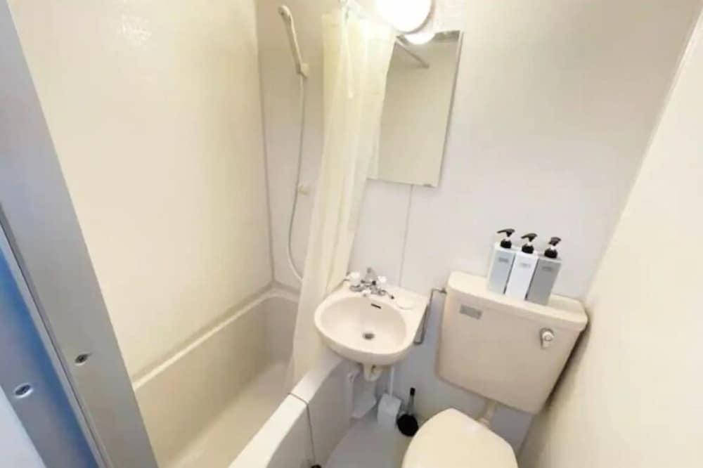 Beverly Homes Osaki - Tap to explore photos