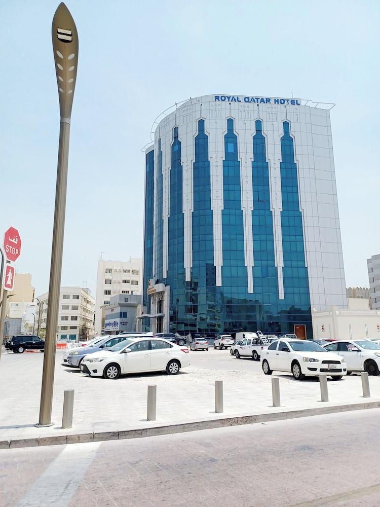 Royal Qatar Hotel - Tap to explore photos