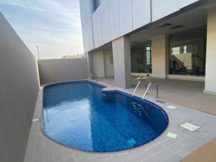Royal Qatar Hotel - Tap to explore photos