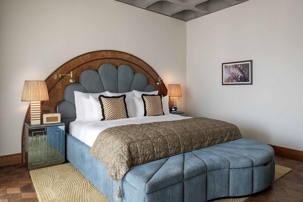 The Ned Doha Room Type - Room (Medium Palace View)