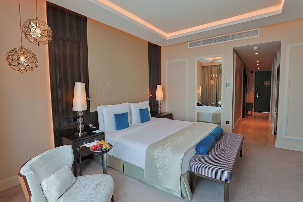 Shaza Doha Room Type - Deluxe Room, 1 King Bed