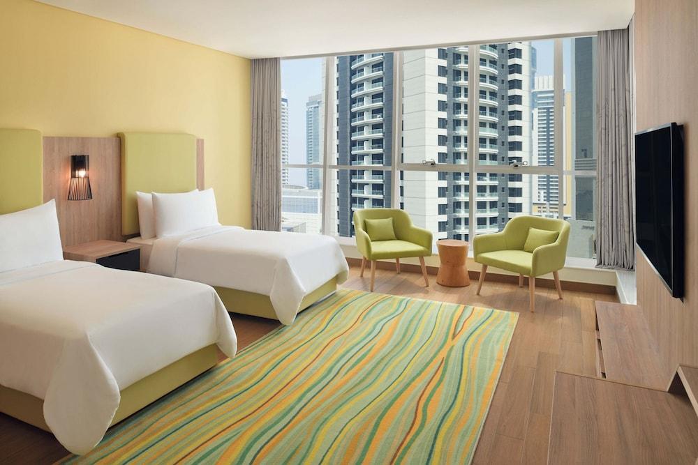Element City Center Doha Room Type - Studio, 2 Twin Beds (City View)