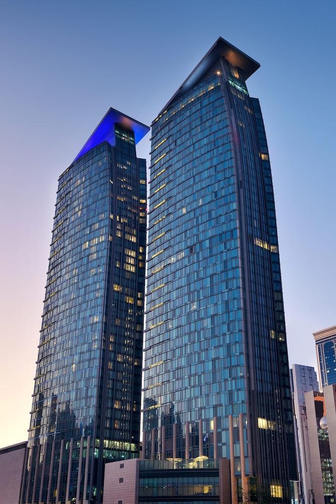 Le Méridien City Center, Doha - Tap to explore photos