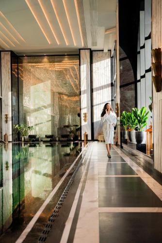 Waldorf Astoria Doha West Bay by Hilton - Tap to explore photos