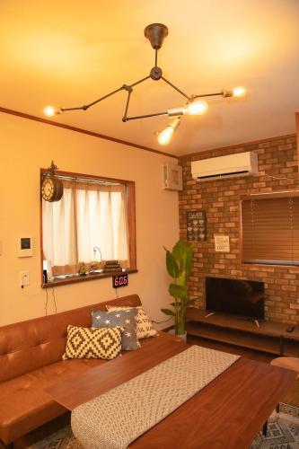 Jomira & Jony House