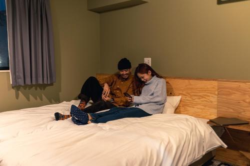 Wise Owl Hostels River Tokyo Room Type - King Room with Shared Bathroom