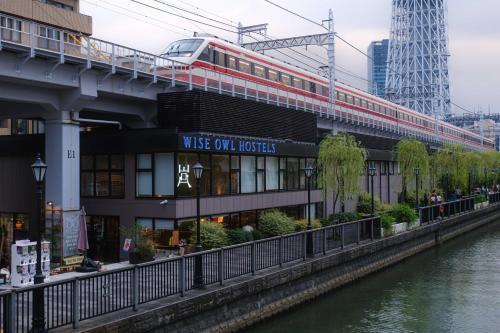 Wise Owl Hostels River Tokyo