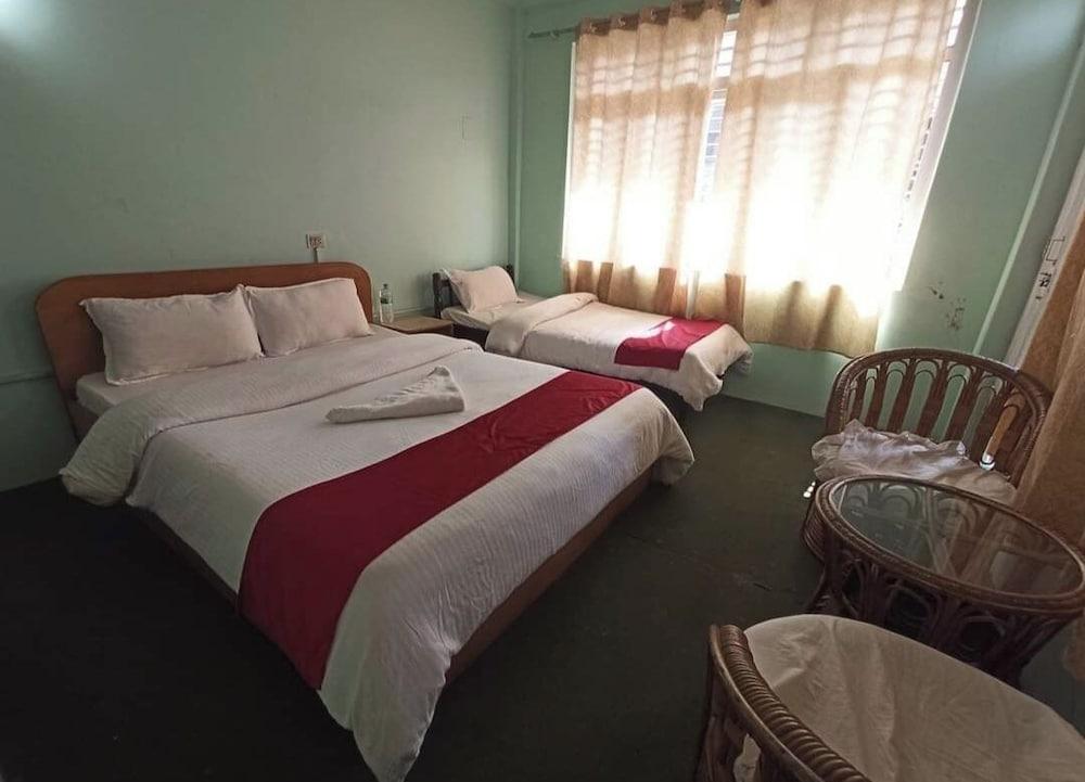 Pushpa Guest House Room Type - Basic Double Room