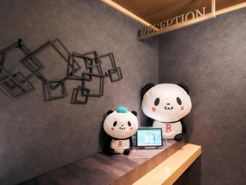 Rakuten STAY Tokyo Asakusa Okaimono Panda Twin Room B - Tap to explore photos