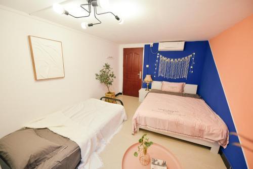 Lin Jiang Apartment