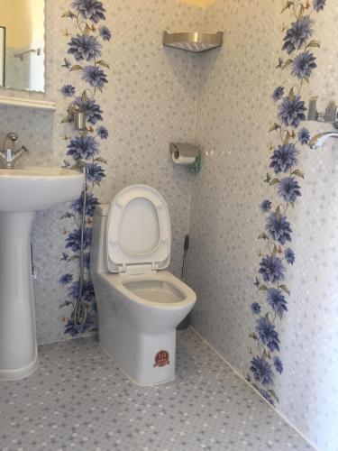 Beli Guest House - Tap to explore photos