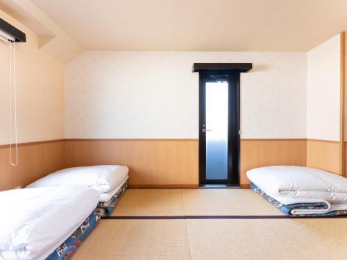 Changtee Hotel Ikebukuro Room Type - Japanese-Style Quadruple Room - Non-Smoking Changtee Hotel Ikebukuro Room Type - Japanese-Style Quadruple Room - Non-Smoking
