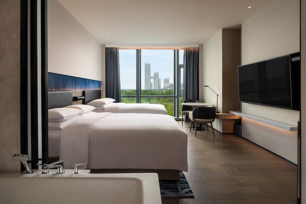 Guangzhou Marriott Hotel Nansha Room Type - Deluxe Room, 2 Double Beds, Garden View Guangzhou Marriott Hotel Nansha Room Type - Deluxe Room, 2 Double Beds, Garden View