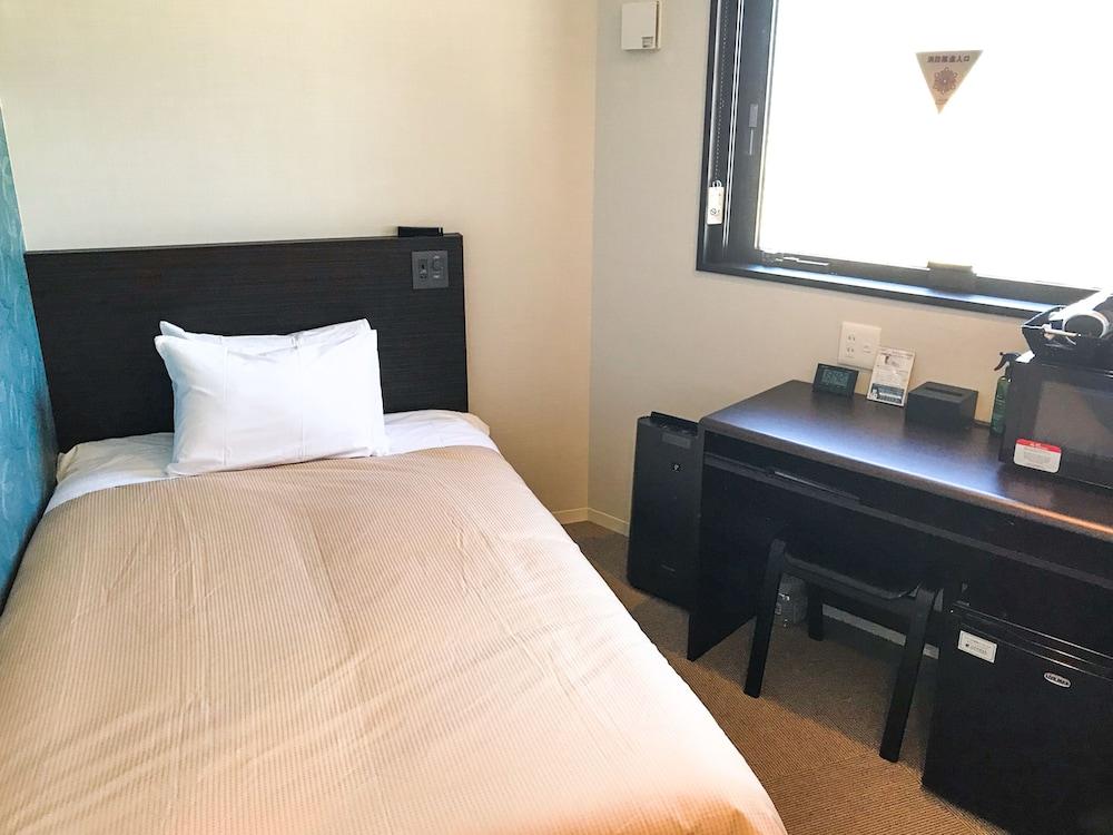 Hotel Livemax Ikebukuroekimae Room Type - Single Room, 1 Large Twin Bed, Non Smoking
