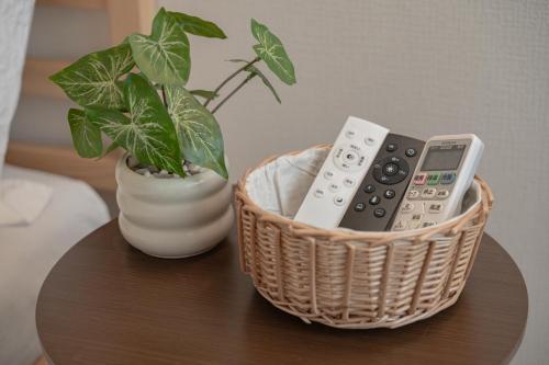 K HOUSE-E JOY INN Okubo branch - Tap to explore photos