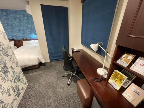 BOOK HOTEL 神保町 - Tap to explore photos