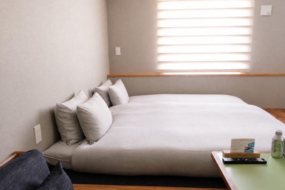 OTHER SPACE Asakusa Room Type - Family Twin Room
