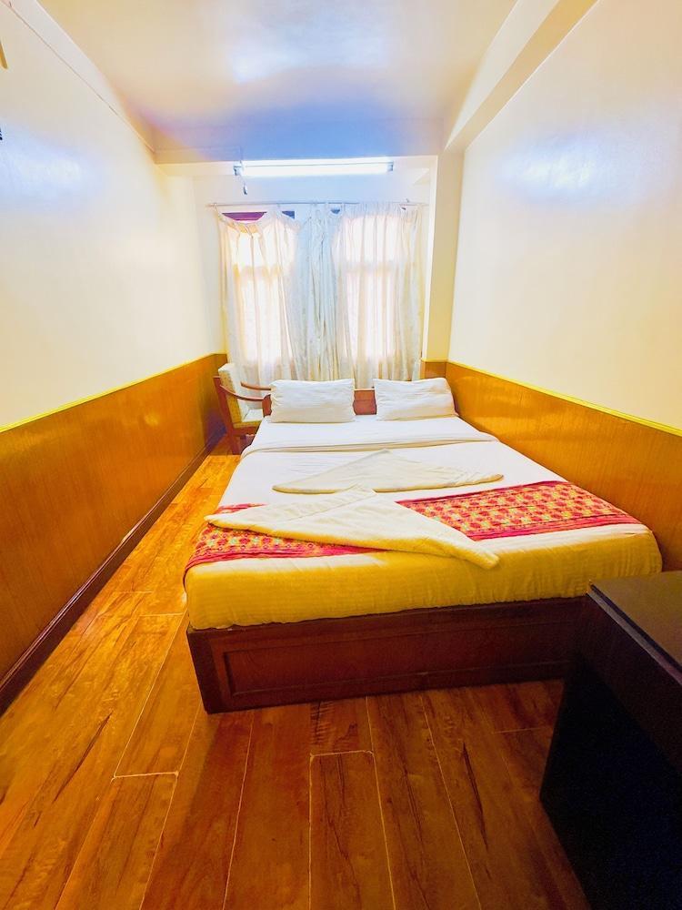 Hotel Plumeria Inn Room Type - Standard Double Room