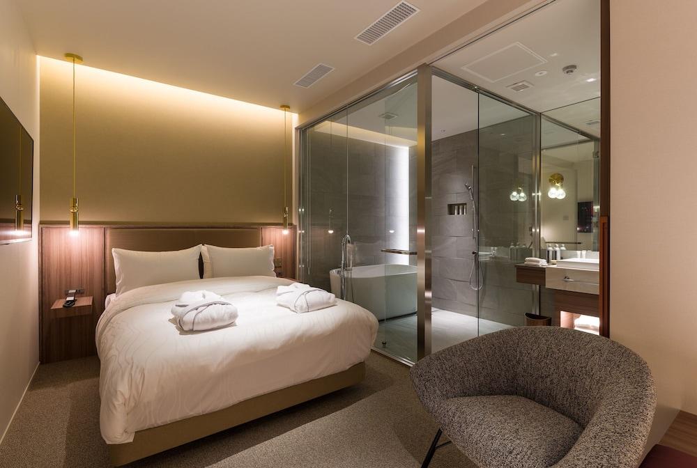 THE skM TOKYO HOTEL&DINING - Tap to explore photos