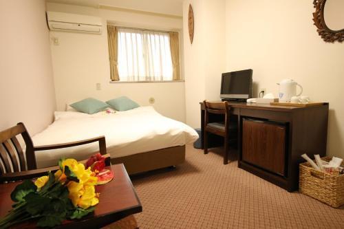 Okubo Hotel Hawaii Room Type - Standard Double Room