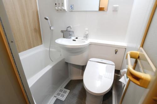 R&B Hotel Otsuka Eki Kitaguchi - Vacation STAY 40485v - Tap to explore photos