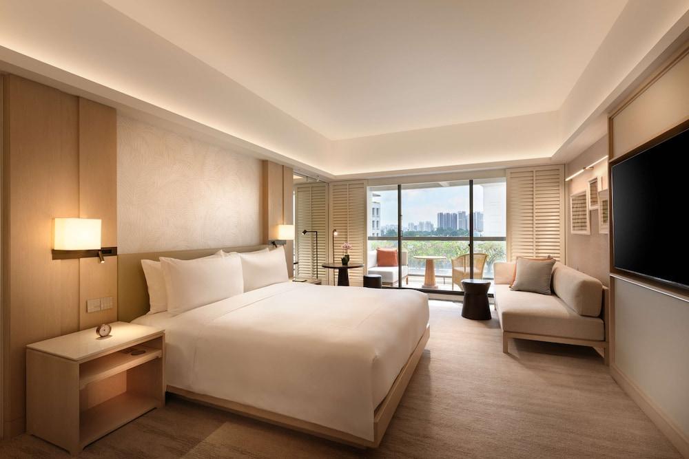 Conrad Singapore Orchard Room Type - Premium Suite with Lounge Access, 1 King Bed