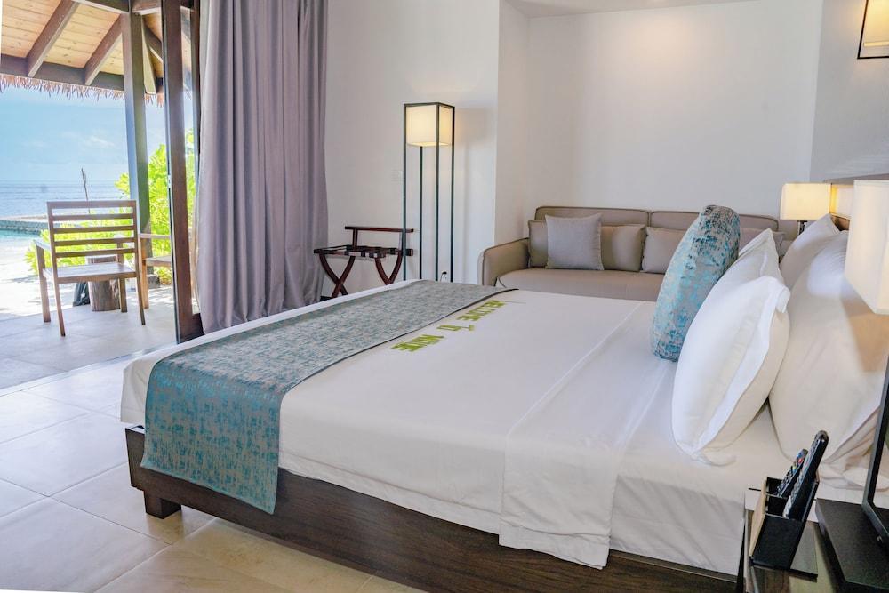 NOOE Maldives Kunaavashi Room Type - Beach Villa