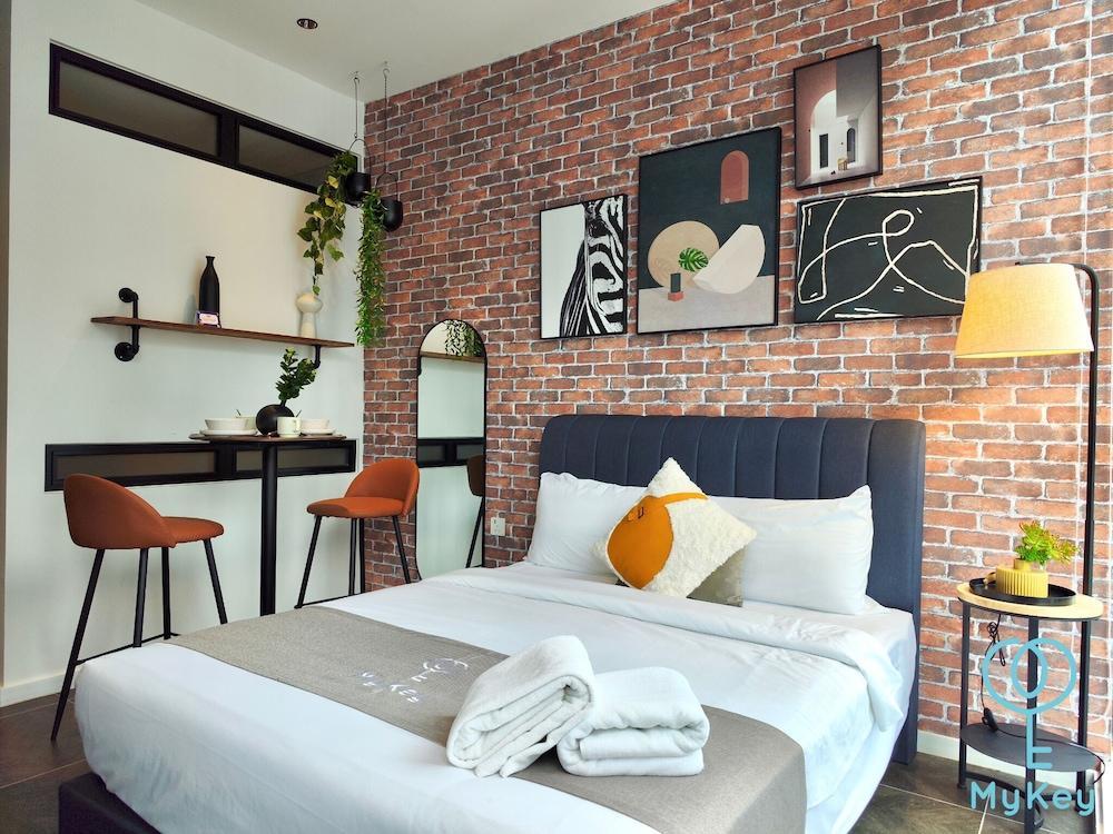 Scarletz Suites KLCC by Mykey Room Type - Deluxe Studio